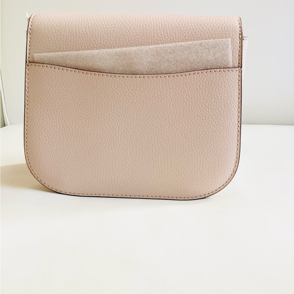Michael Kors Blush Leather Crossbody with Gold Details Small NWOT - Picture 3 of 11